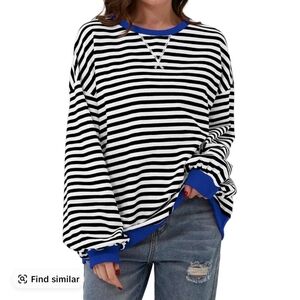 Women's Oversized Sweatshirt Black and White with Blue Accents Size Medium